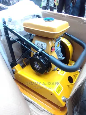 Original C--90 Robin Subaru Plate Compactor