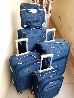 Set of 5 Blue Swiss Polo Traveling Luggage Boxes