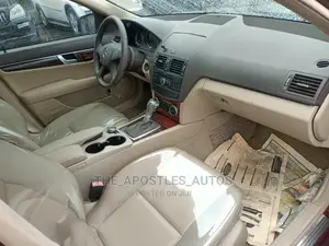 Mercedes-Benz C300 2009 Brown