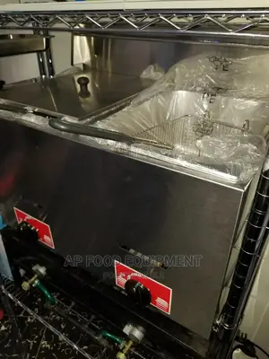 10+10=20litres Industrial Deep Fryer.