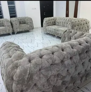 High Quality 7 Seater Living Room Chesterfield Sofa Chair.