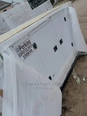 Powerful 100kva Perkins Soundproof Diesel Generator