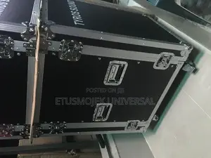 Professional 16u Amplifier Rack