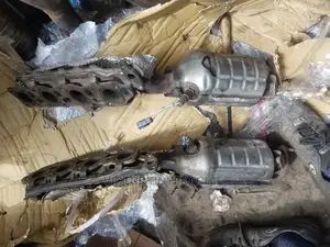 Engine Catalyst Converter Lexus GS 460 2017