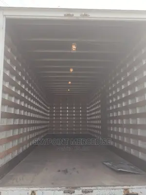 27ft Covered Body Truck