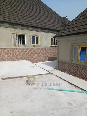 Building Contractor
