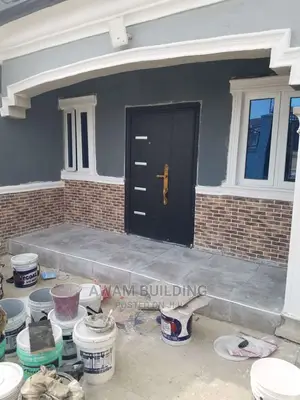 Building Contractor