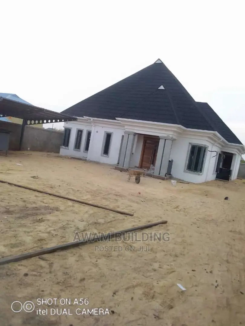 Building Contractor