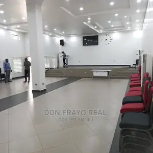Hall for Paties, Concert. For Rent at Bodija Estate Ibadan