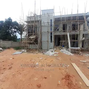 Kinoped Constructions