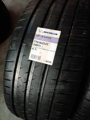 275/40R22 (XL) Michelin Tyre