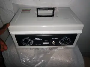 Safe Cash Box