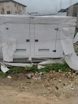 Sp250kva Perkins Soundproof Diesel Generator-Semi Silent