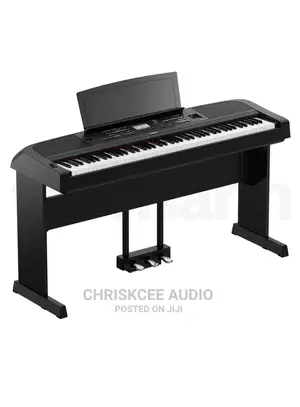 Yamaha DGX-670B Grand Piano Complete