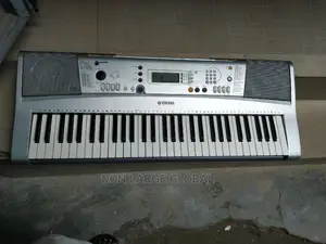 Yamaha Psr-313 Keyboard