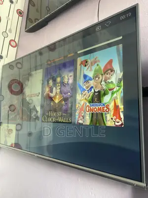 55” TCL UHD HDR With Netflix Youtube Mirrocast Etc