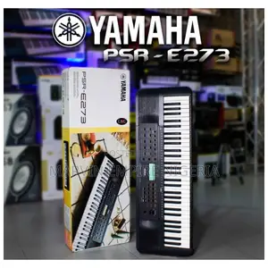 Yamaha PSR-E273 61- Key 400 Digital Keyboard - Bag Inclusive