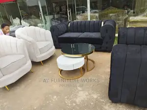 7 Sitters Sofas ..