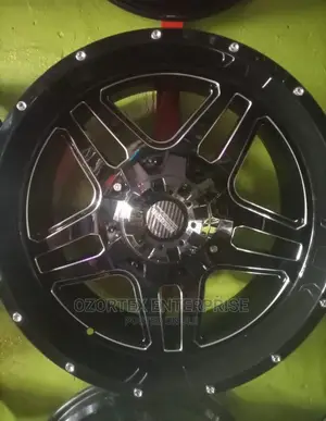 Tundra 20inch Rim Off Road !