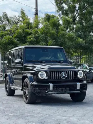 Very Clean and Latest G-Wagon for Rent