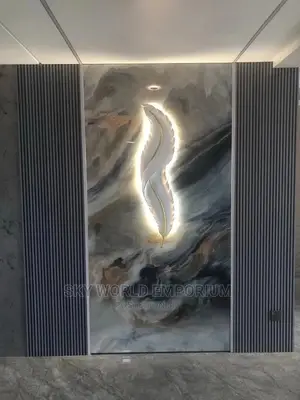 Feather Wall Lamp