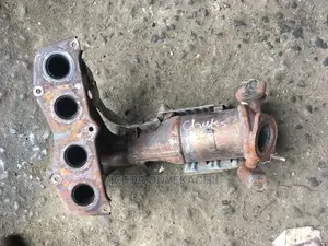Engine Catalyst Converter Toyota 2.7 Camry 4 Plug