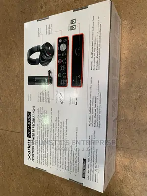 Quality Focusrite Scarlett 2i2 Bundle Soundcard