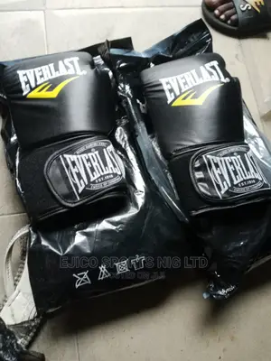 Brand New Boxing Glove Available