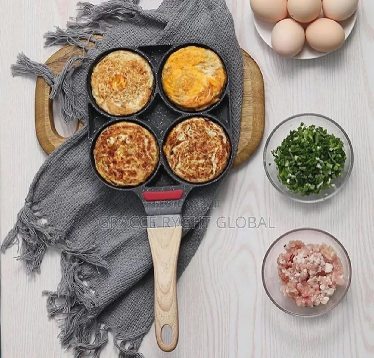 4in1 Nonstick Omelette /Pancake Pan