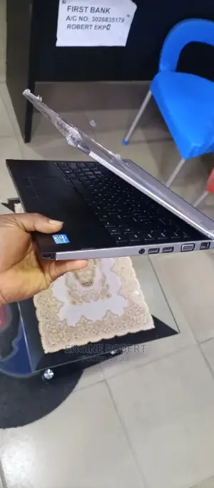 Laptop Dell Latitude 3330 40GB Intel Core I3 HDD 320GB