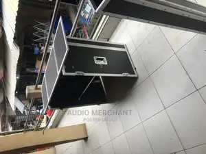 Dj Booth/Stand