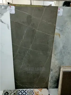 Spacial Glossy Tiles