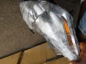Head Lamp Es 350 2009