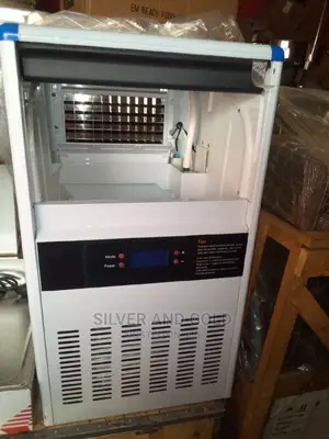 Quality Industrial 50 Cubes of Ice Cube Machine
