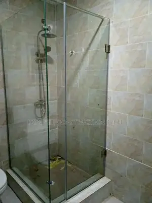 Solid Shower Cubicle
