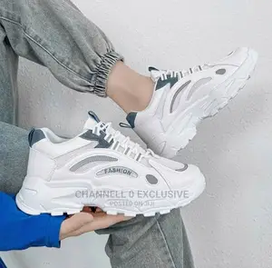 Breathable Sneakers Reflective Insole Women and Men Shoes