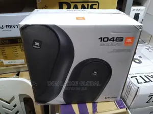 JBL 104bt Studio Monitor Bluetooth Speaker