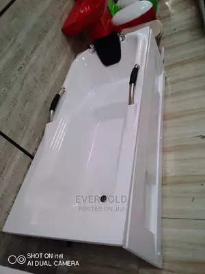 Executive Bathtub Available