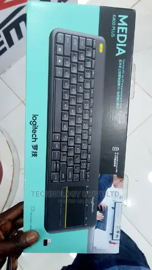 Logitech MK540 Advanced Wireless Mouse and Keyboard Bundle