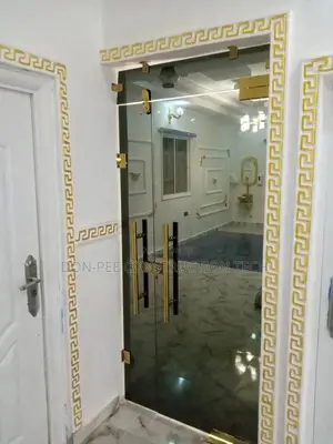 Glass Door Frameless