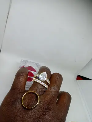 All Round Stone Couples Set of Wedding Ring 001 - Gold