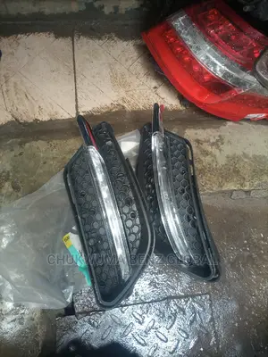 Straight Fog Lamp C300 204 2010 Model Available in Stock