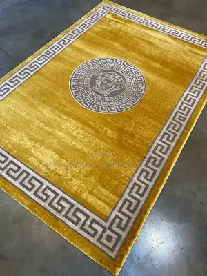 Luxury Living Room Designed Super Soft Royal Center Rug.