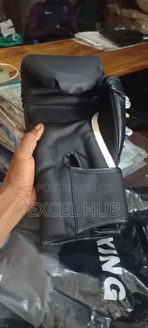 Sports Gloves
