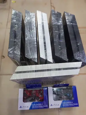 Standard Ps4 With Latest New Games Inside