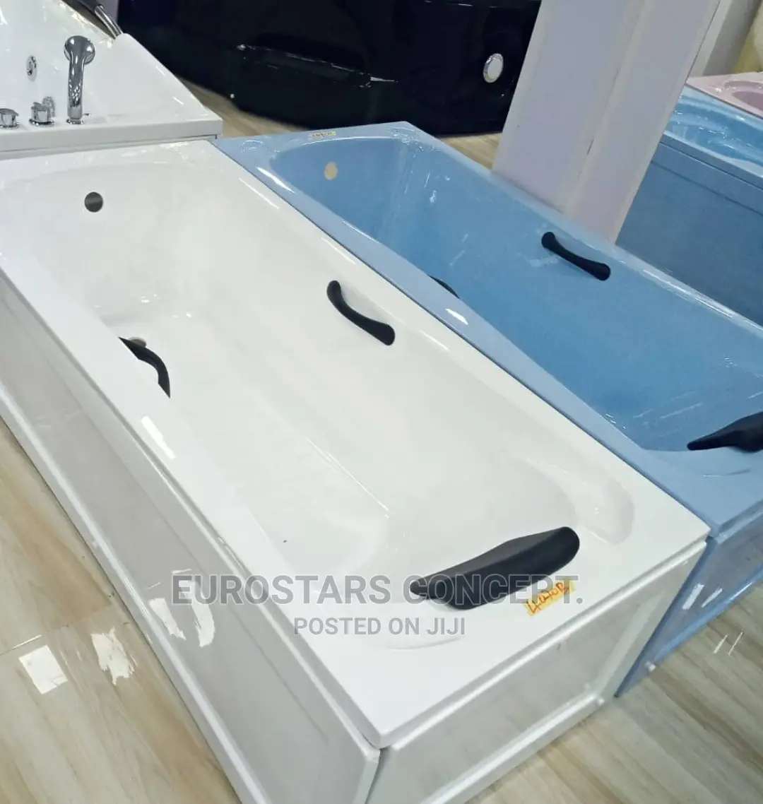 Executive Bath Tub