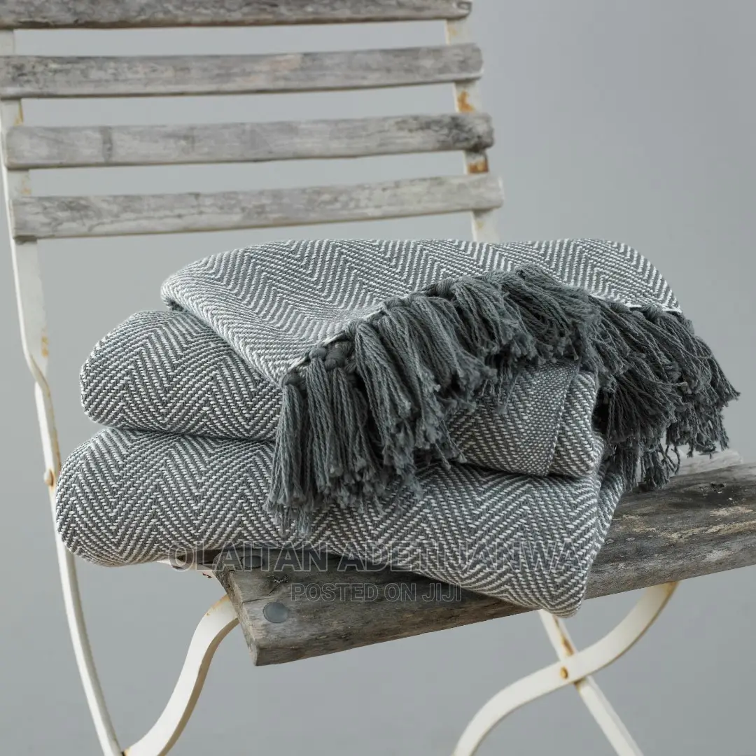 Sofa and Bedroom Quality Throw