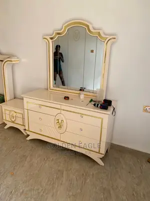Complete Set of Royal Bed