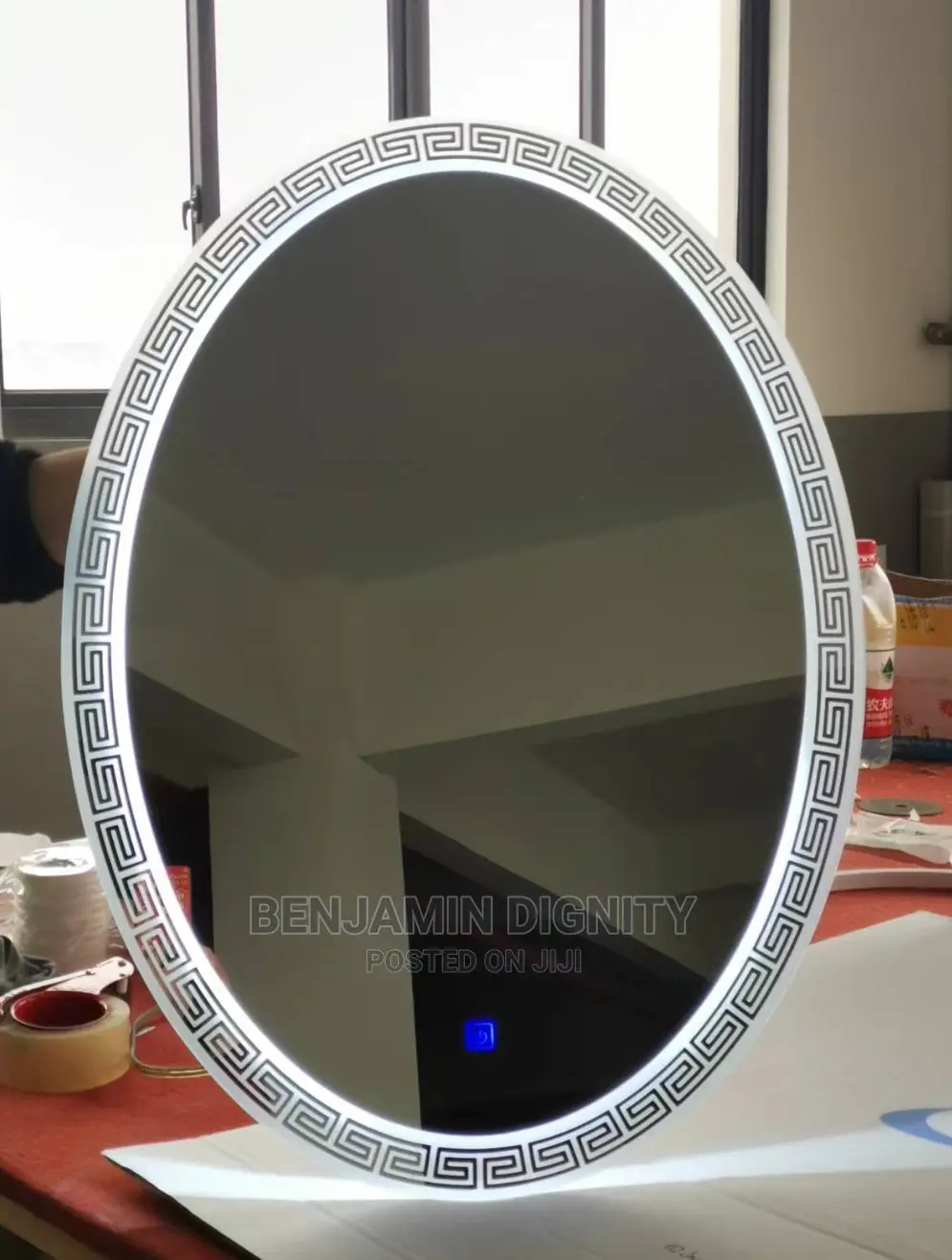 Mirror With Light