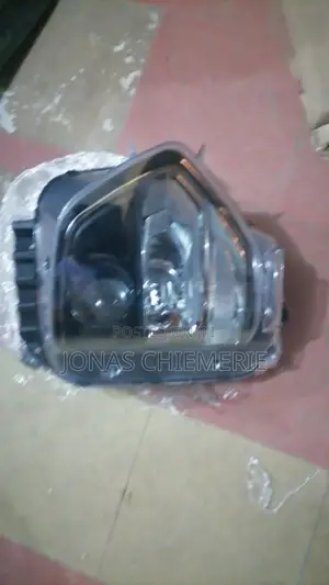 Head Light Hyundai Santafe 2020